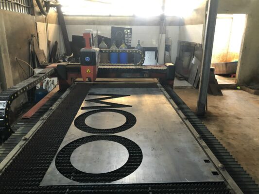 Cắt Laser Kim Loại CNC – Gia Công Chính Xác, Nhanh, Đa Dạng Vật Liệu