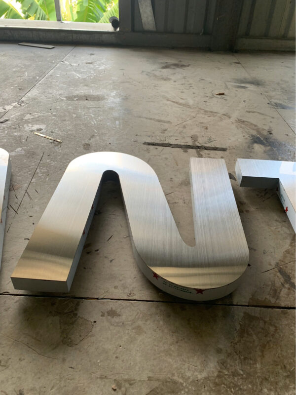 Cắt chữ inox theo yêu cầu tại Thủ Đức – Giá tốt, giao hàng tận nơi (2)