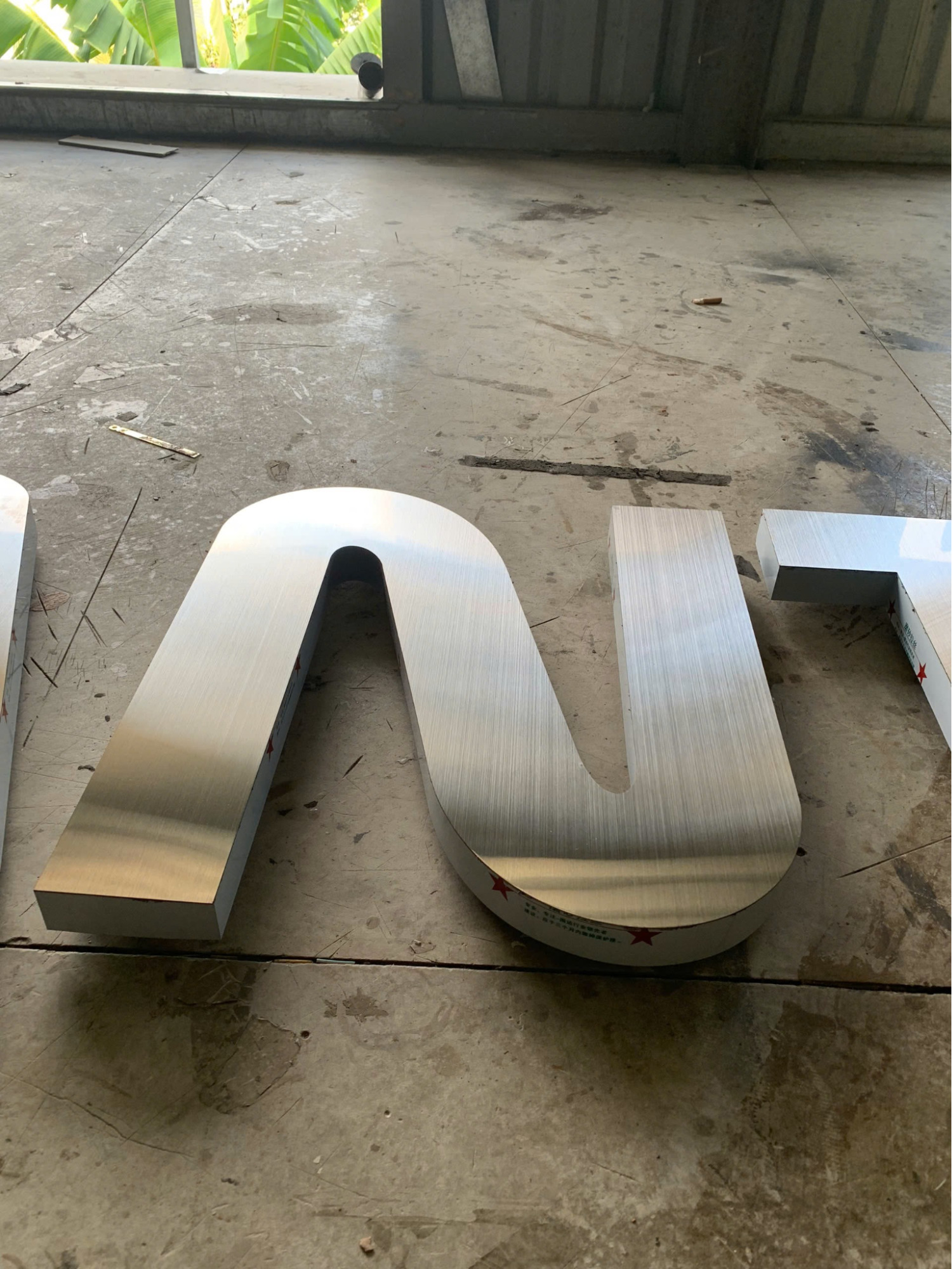 Cắt chữ inox theo yêu cầu tại Thủ Đức – Giá tốt, giao hàng tận nơi (2)