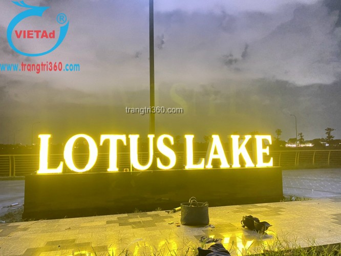 Chữ inox mica hút nổi 3D – Bền đẹp, giá tốt