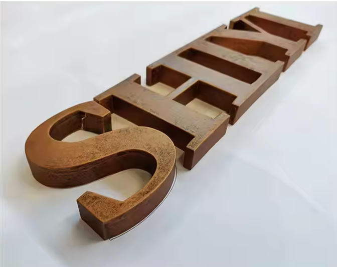 Chữ inox rỉ sét – Phong cách Vintage độc đáo