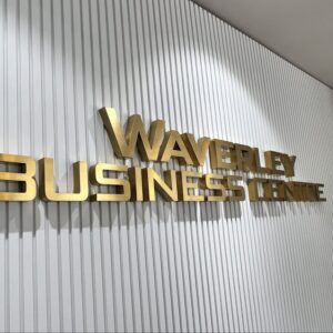 Chữ inox uốn nổi 3D – Tạo hình linh hoạt