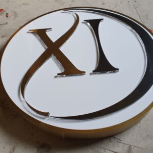 Logo inox cho doanh nghiệp bền đẹp.