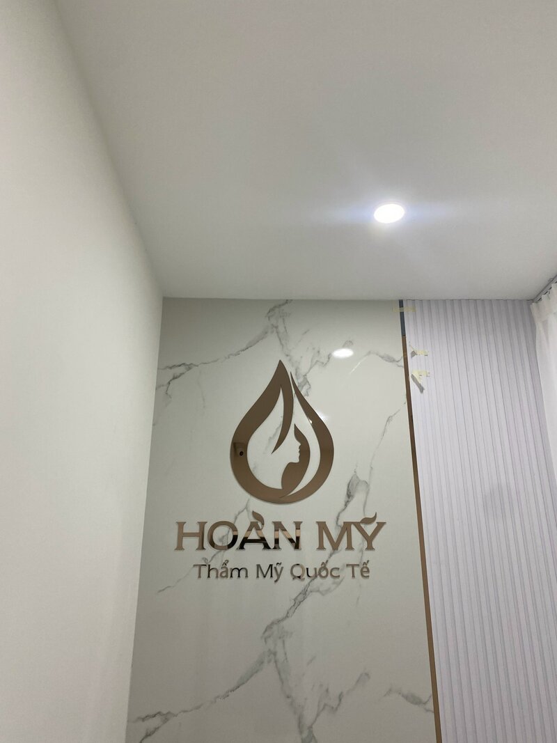 Logo inox đồng đẹp tại HCM.