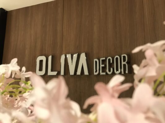 Thi công bảng hiệu mica – inox tại Thủ Đức – Lựa chọn tối ưu cho cửa hàng