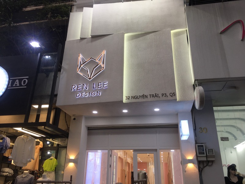 Logo inox công ty đẹp, độc quyền tại Thủ Đức.