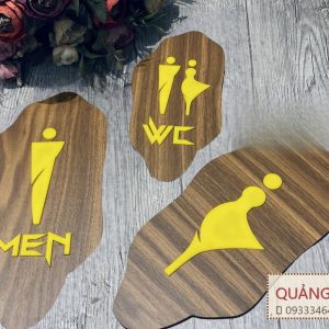 bảng toilet gỗ - mẫu 1 - Quảng Cáo Việt
