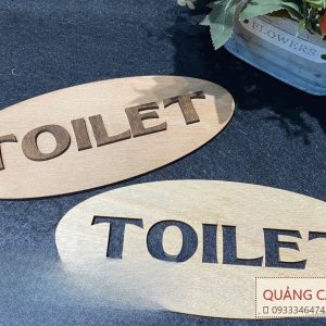 bảng toilet gỗ - mẫu 1 - Quảng Cáo Việt